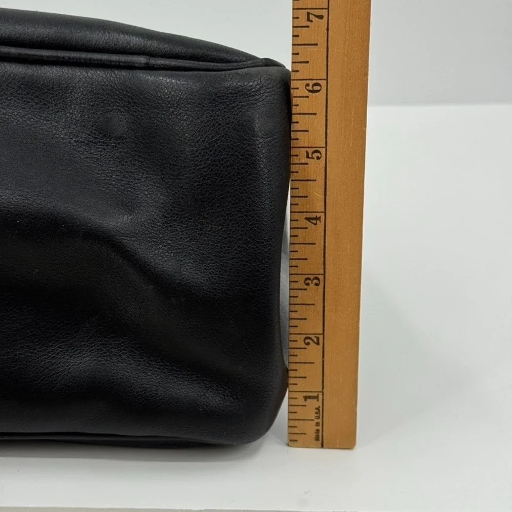 Levenger Black Leather Tote Bag Business Shoulder Purse Laptop Work Travel